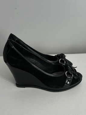Sperry Black Wedge Peep-Toe Pumps with Bow Detail